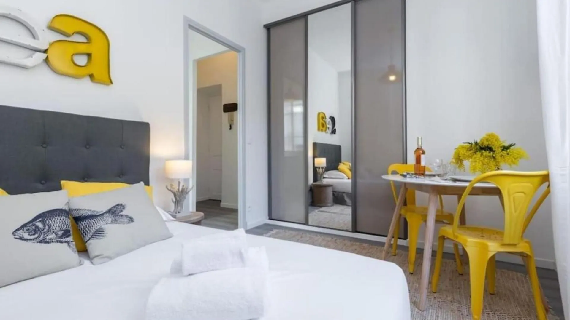 Etats Unis 893 - Studio On Seafront In Old Town location